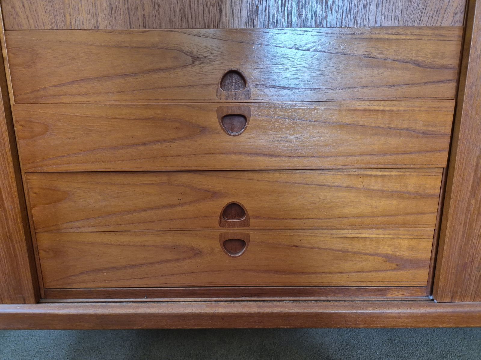 photo furniture Teak Sideboard Early 1970s