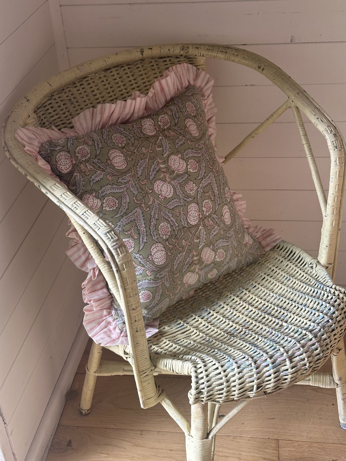 Lovely Old French Yellowwicker Chair photo furniture