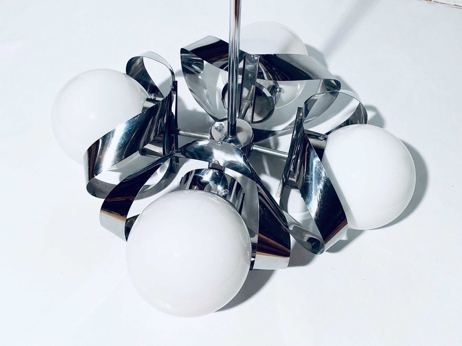 1960s Spectacular Swirl Ball Silver Metal Hanging Bulb Lamp Massive Leuchten / Vintage Space Age Decor photo vinterior