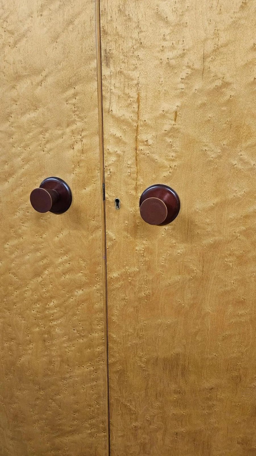 2200.0 Art Deco Wardrobe photo