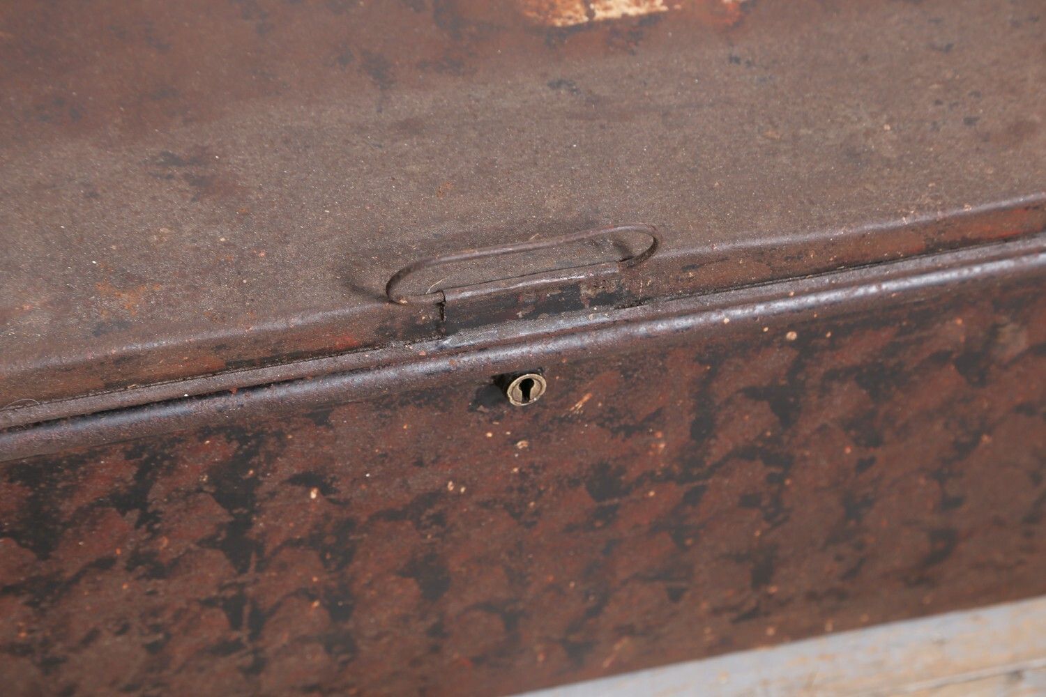 Regulation Tôleware Trunk + H.M. Ship Letter – Royal Navy Naval History photo vinterior