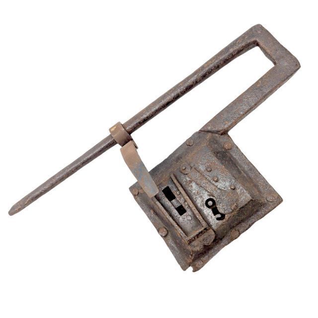 Antique Padlock Style Lock In Wrought Iron From The 18th Century