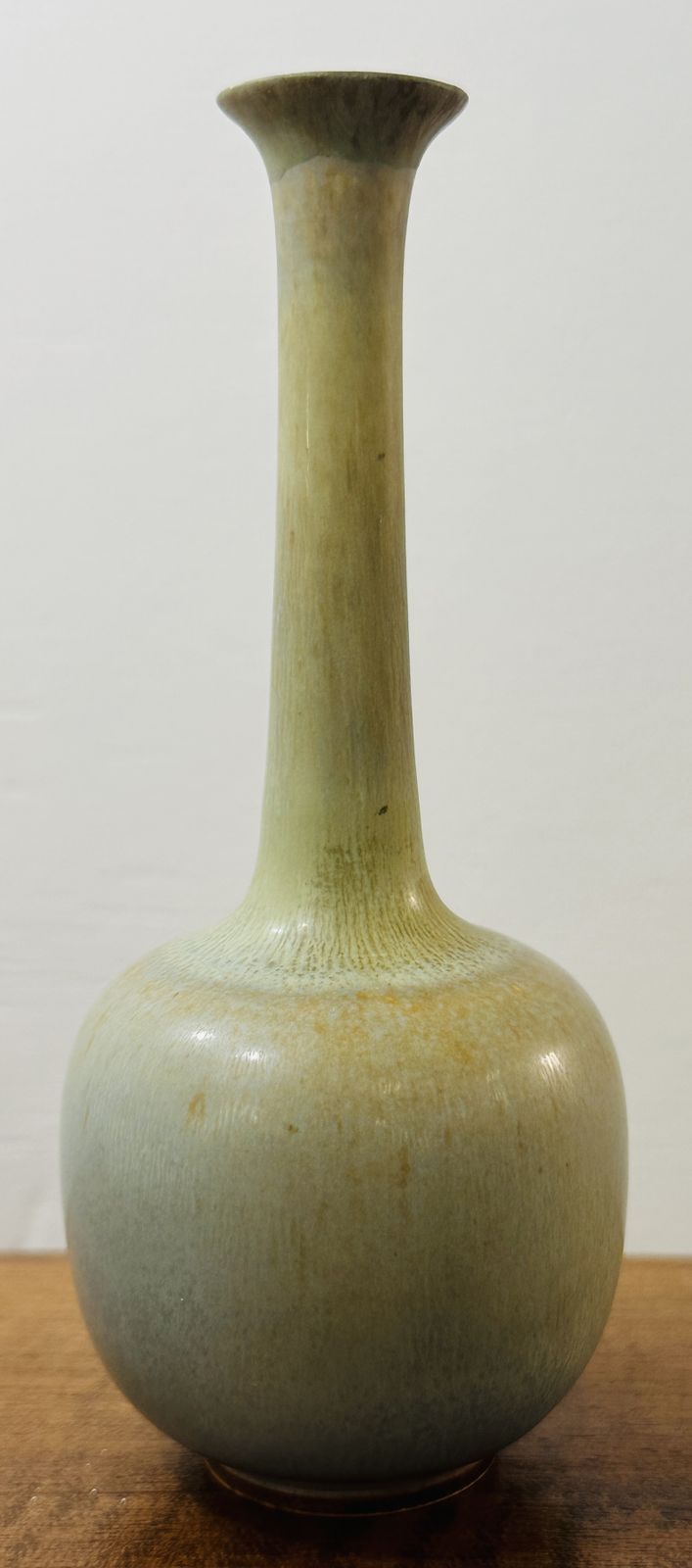 1952 Mid Century Modern Swedish Stoneware Vase By Berndt Friberg For Gustavsberg photo furniture