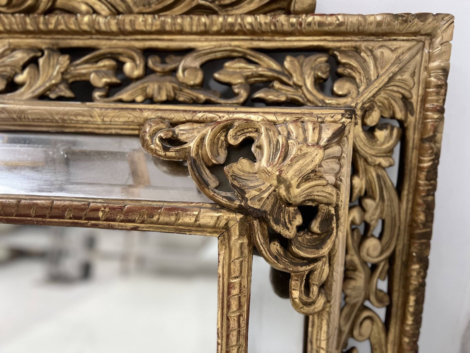 Louis XIV Style Mirror With Closed Sides In Wood And Gilded Stucco, 19th Century photo vinterior