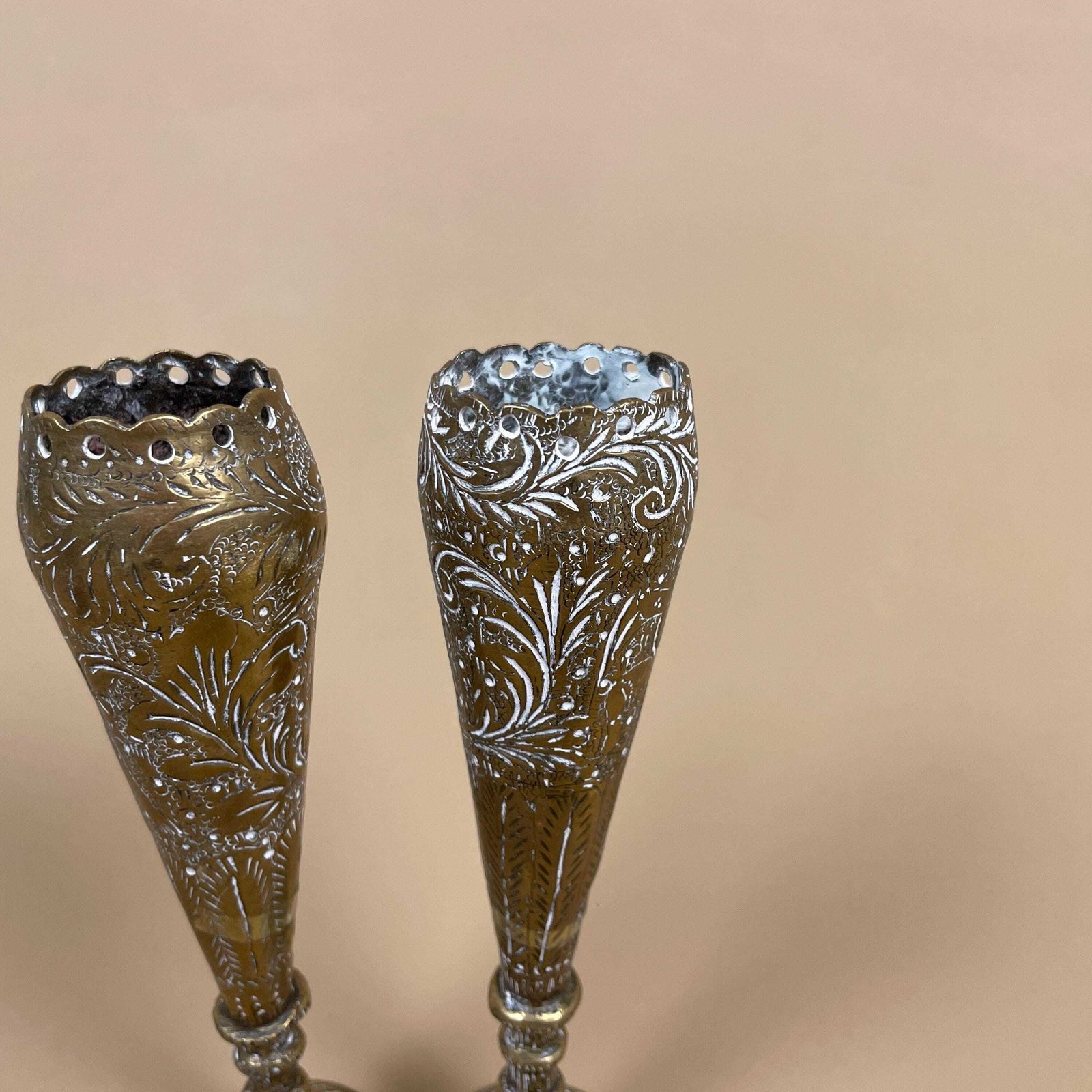 Antique Matching Pair Of Gold Indian Handmade Brass Metal Candlestick Candle Stick Vintage Column Taper Dinner Candlesticks Classic India photo 51.0