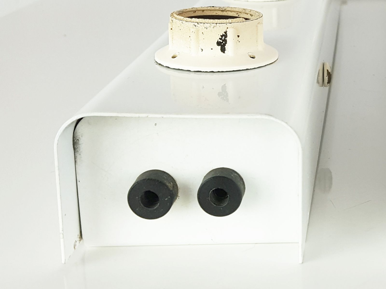 photo furniture White Metal Model 50 Wall Lamp By Gino Sarfatti For Arteluce, 1968