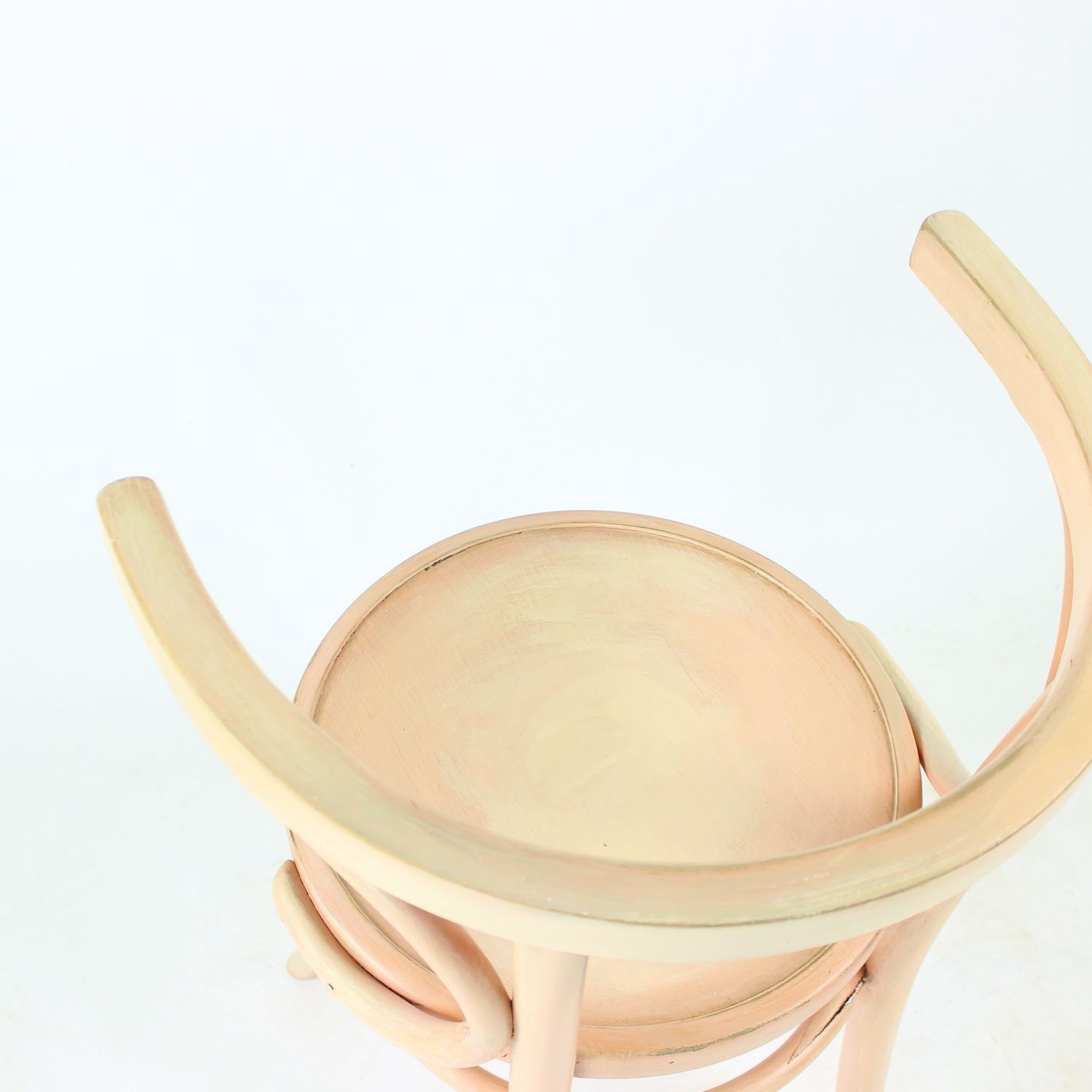 photo vinterior Michael Thonet No. 24 Bentwood Chair By Ton In Pink, Czechoslovakia 1950s