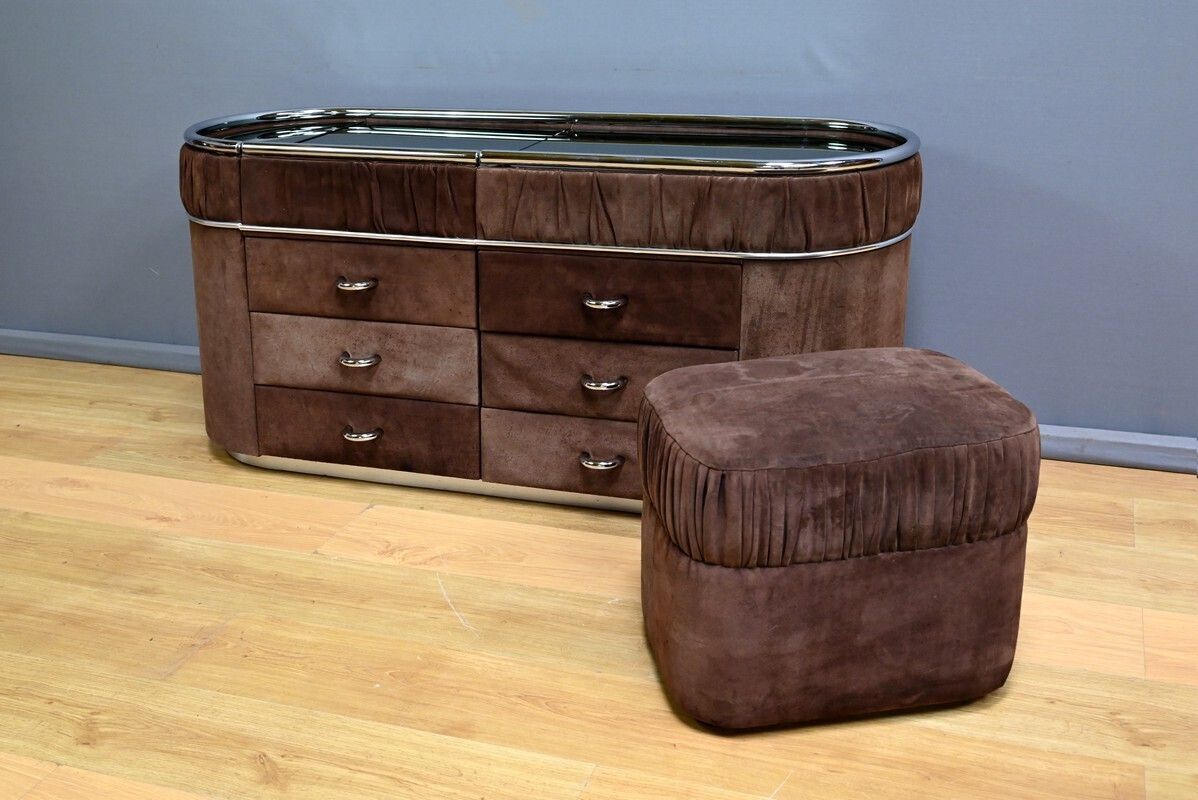 Nubuck Dressing Table, Italian Design – 1970 photo Furniture