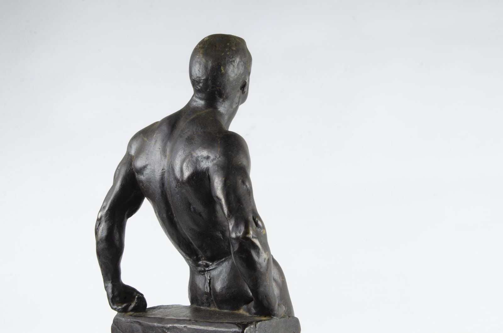 Early 20th Century Patinated Bronze Sculpture Of Male Athlete By Donato Barcaglia, Italy photo for sale