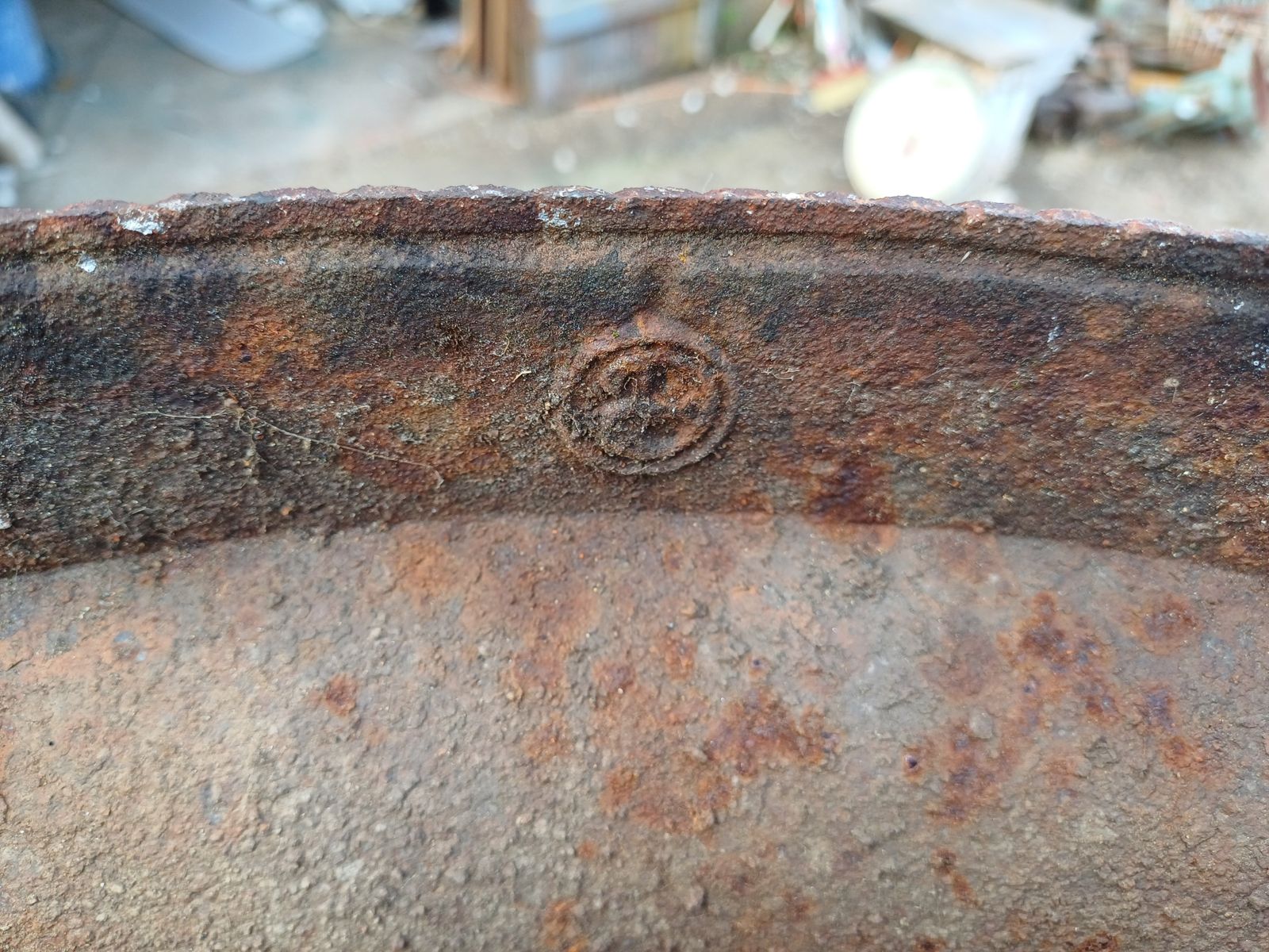 3 Cast Iron Planters 1900: Charleville   Mézières photo buy
