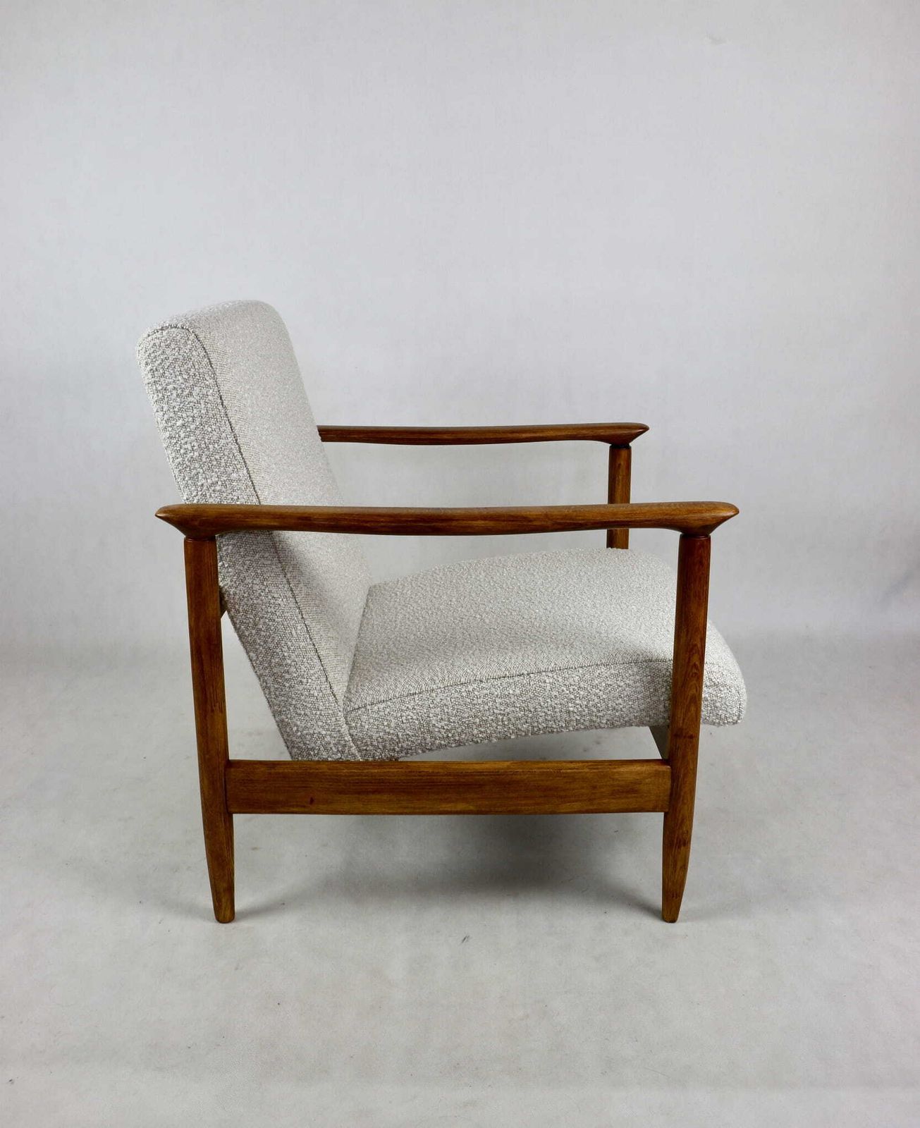 Gfm 142 Armchair, Designed By Edmund Homa From The 70s, White Ivory Boucle   2 Pieces Available photo vintage