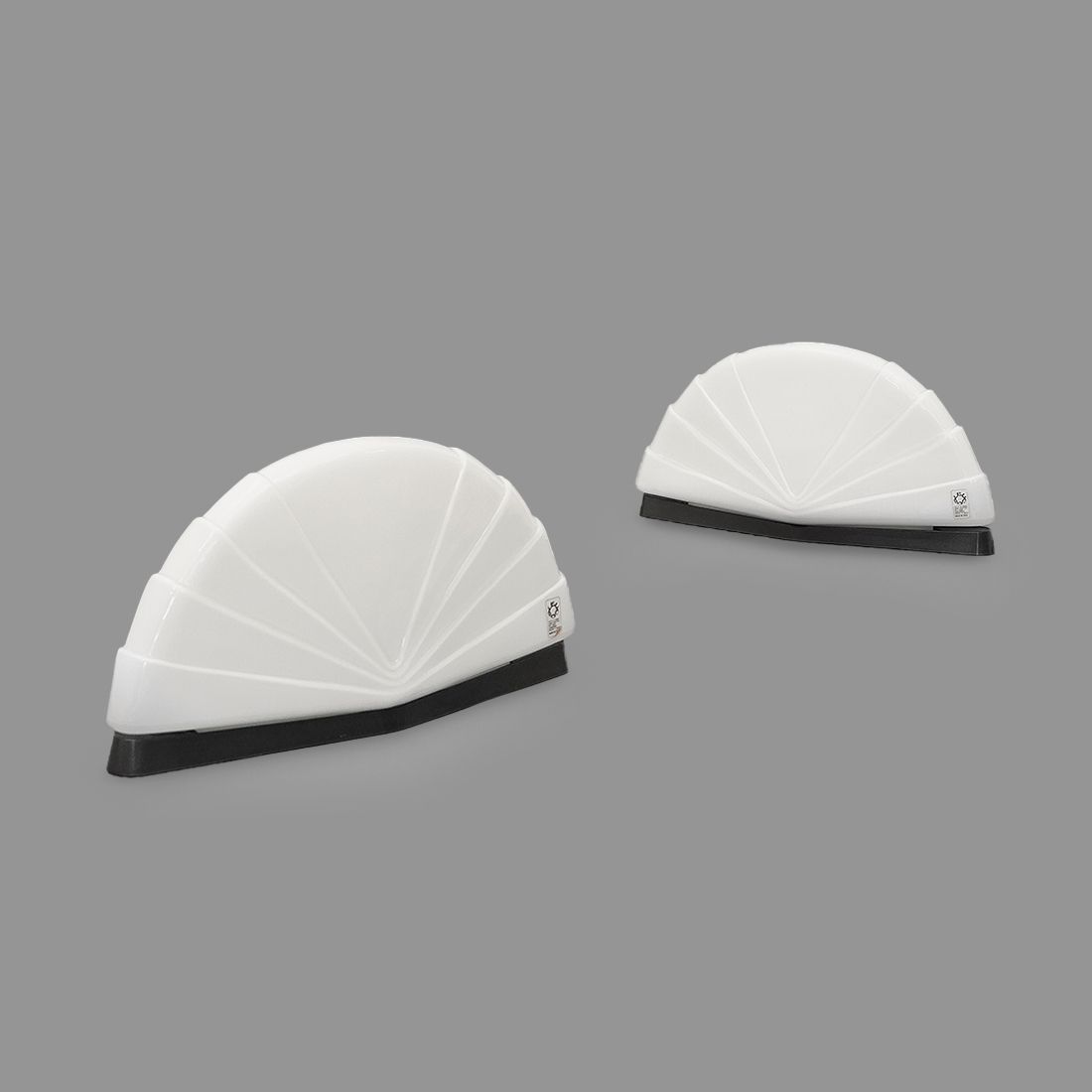 Pair Of “Flores” Table Lamps By Paolo Nava For Leucos, 1980s photo Lighting