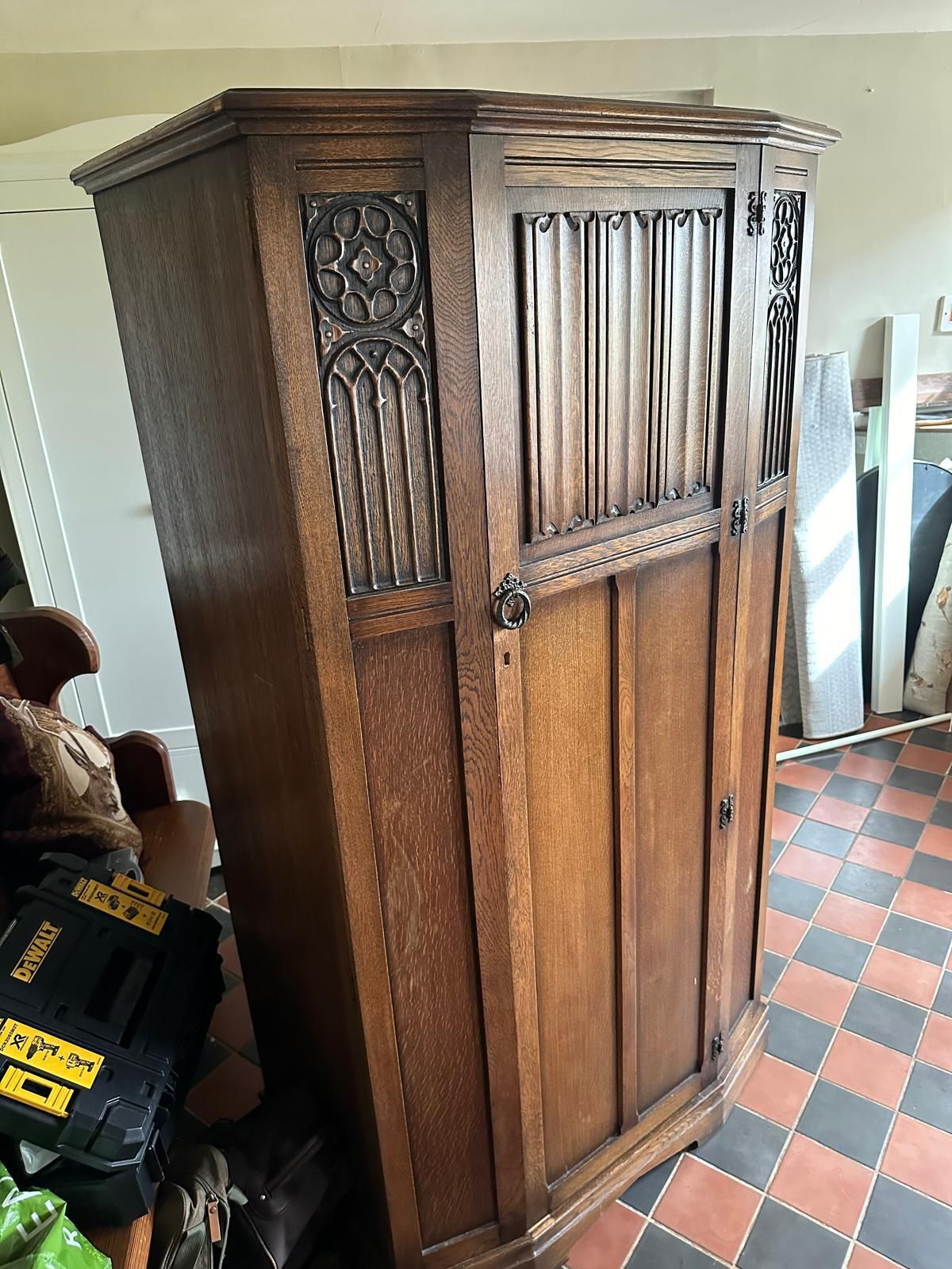 Elegant Arts & Crafts Oak Wardrobes & Dressing Table By Crown Ay Furniture photo buy