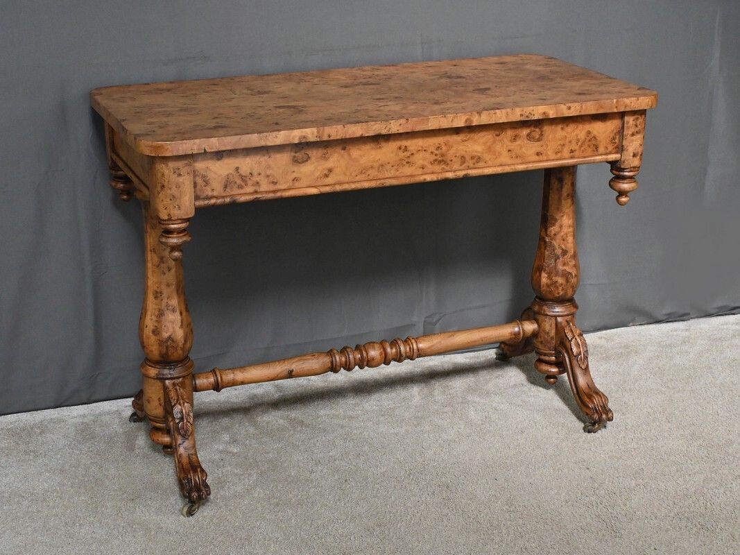 Victorian Amboyna Burl Desk, England – Late 19th Century