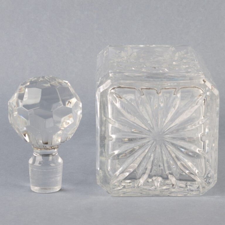Antique Cut Crystal Glass Whisky Liquor Decanter photo furniture