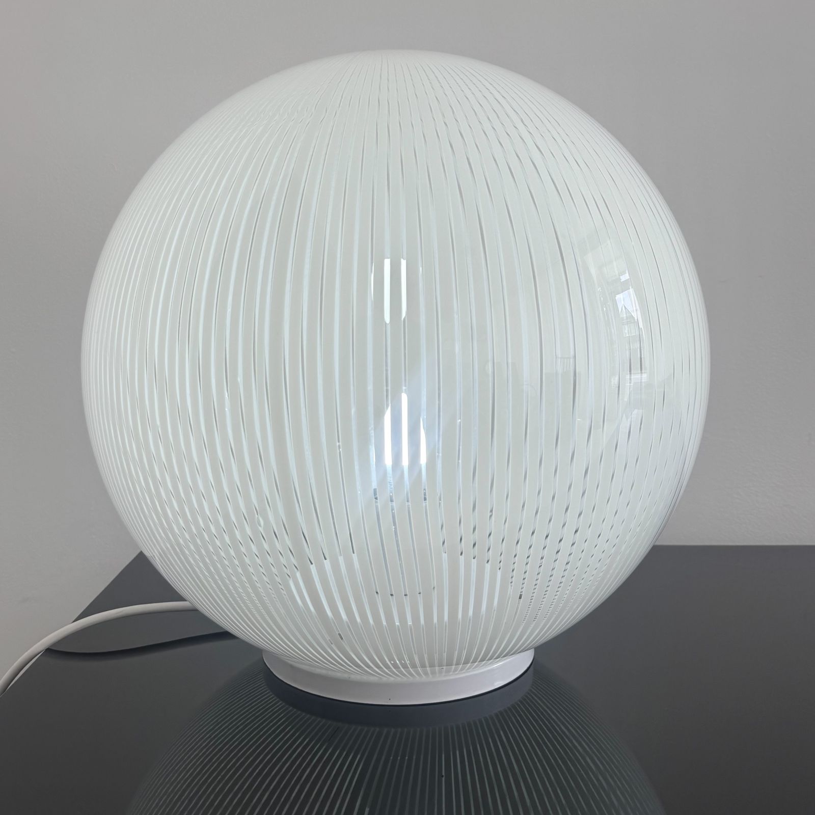 A Large 1970s Venini Murano Tessuto Lamp By Ludovico Diaz De Santillana photo for sale