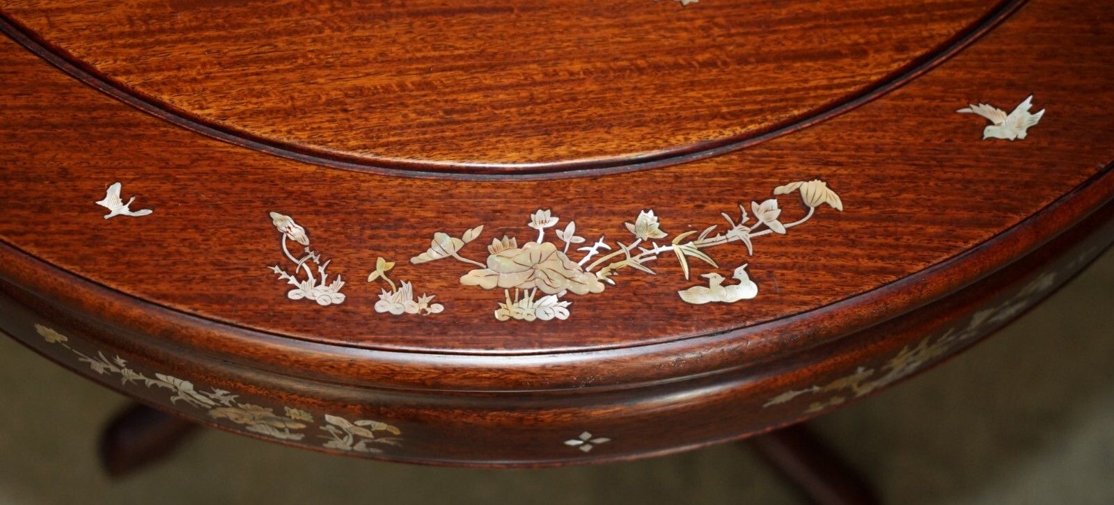Antique Cinese Export Rosewood & Mother Of Pearl Circa 1920's Table & Chairs Set photo vintage