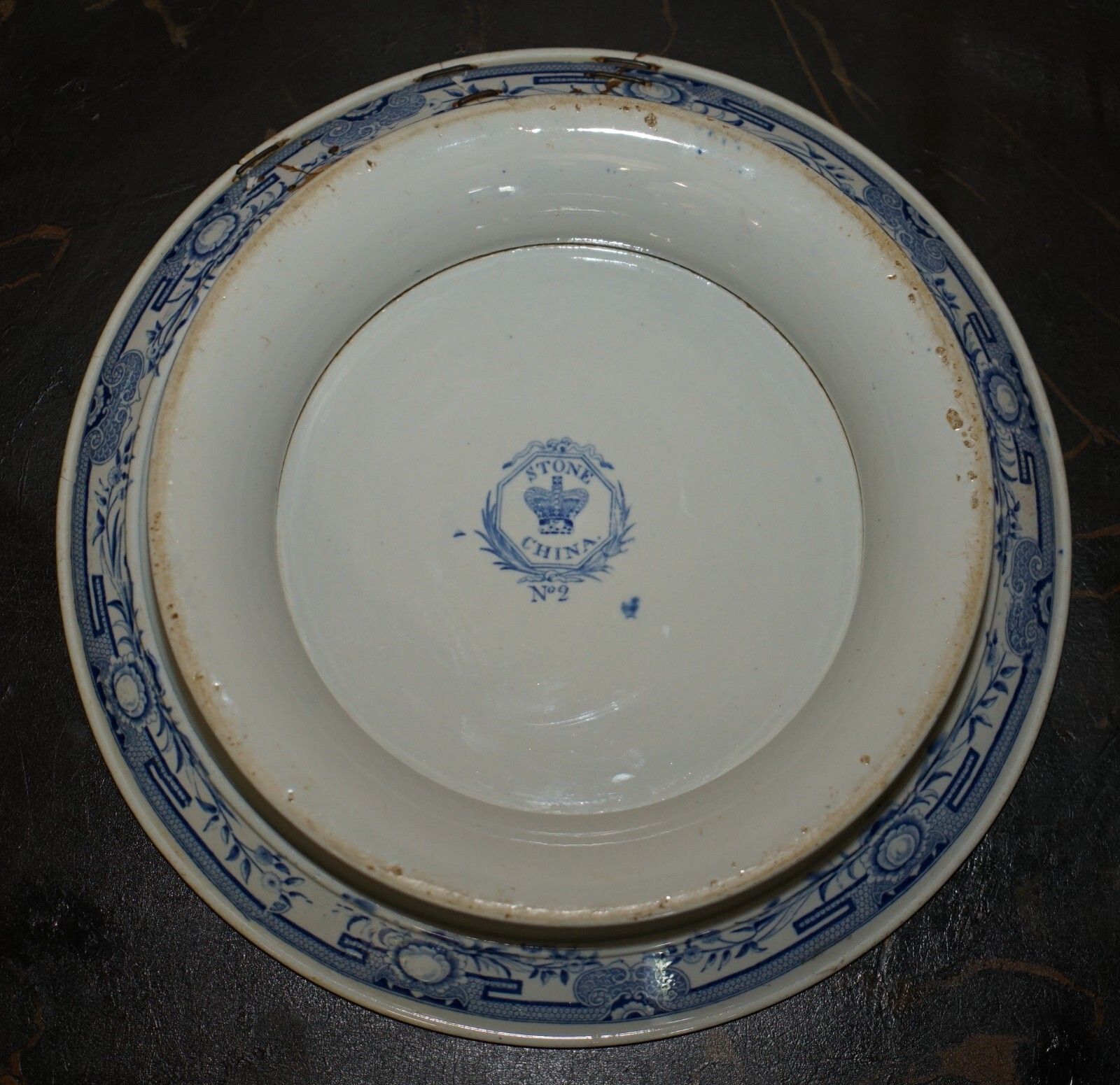 photo vinterior Antique Repaired Mid 19th Century Stone China Chinese Porcelain Charger Plate