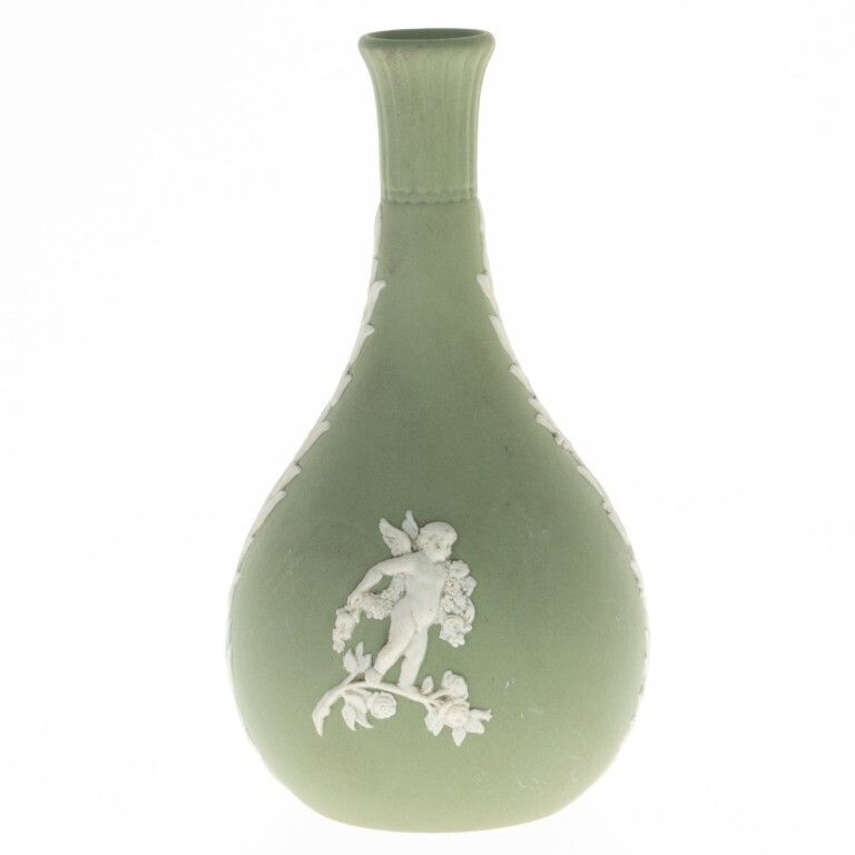 Wedgwood Green Jasper Classical Cameo Putti Spill Vase
