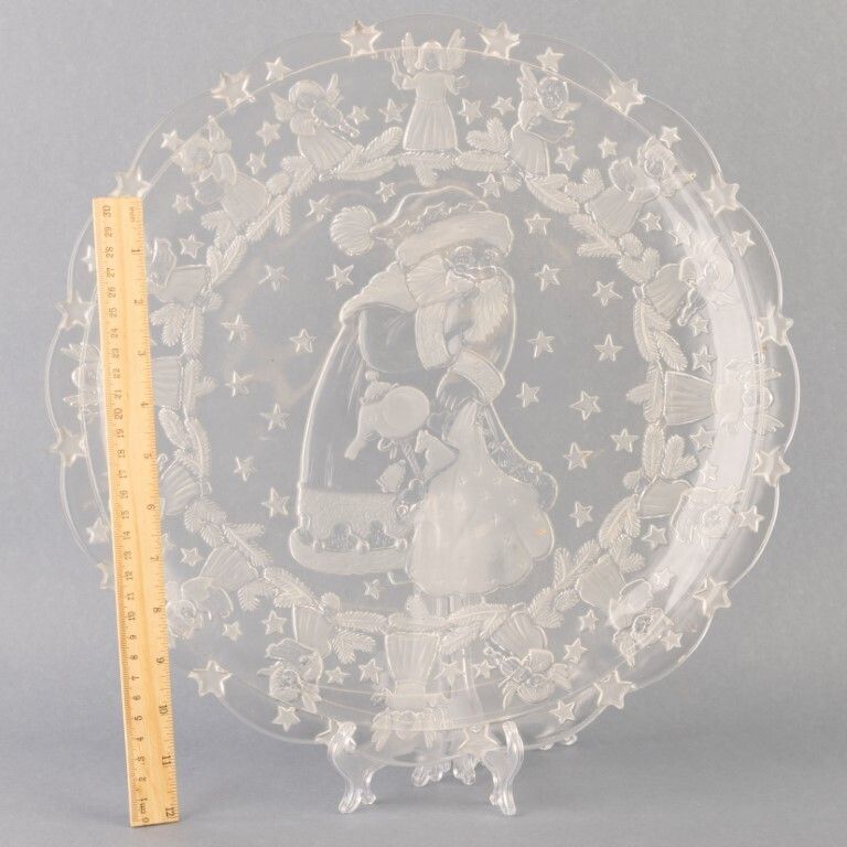 Large Intaglio Father Christmas Glass Serving Plate photo for sale
