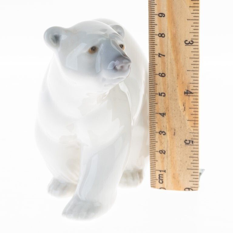 Lladro Porcelain Ceramic Polar Bear Figure photo Art