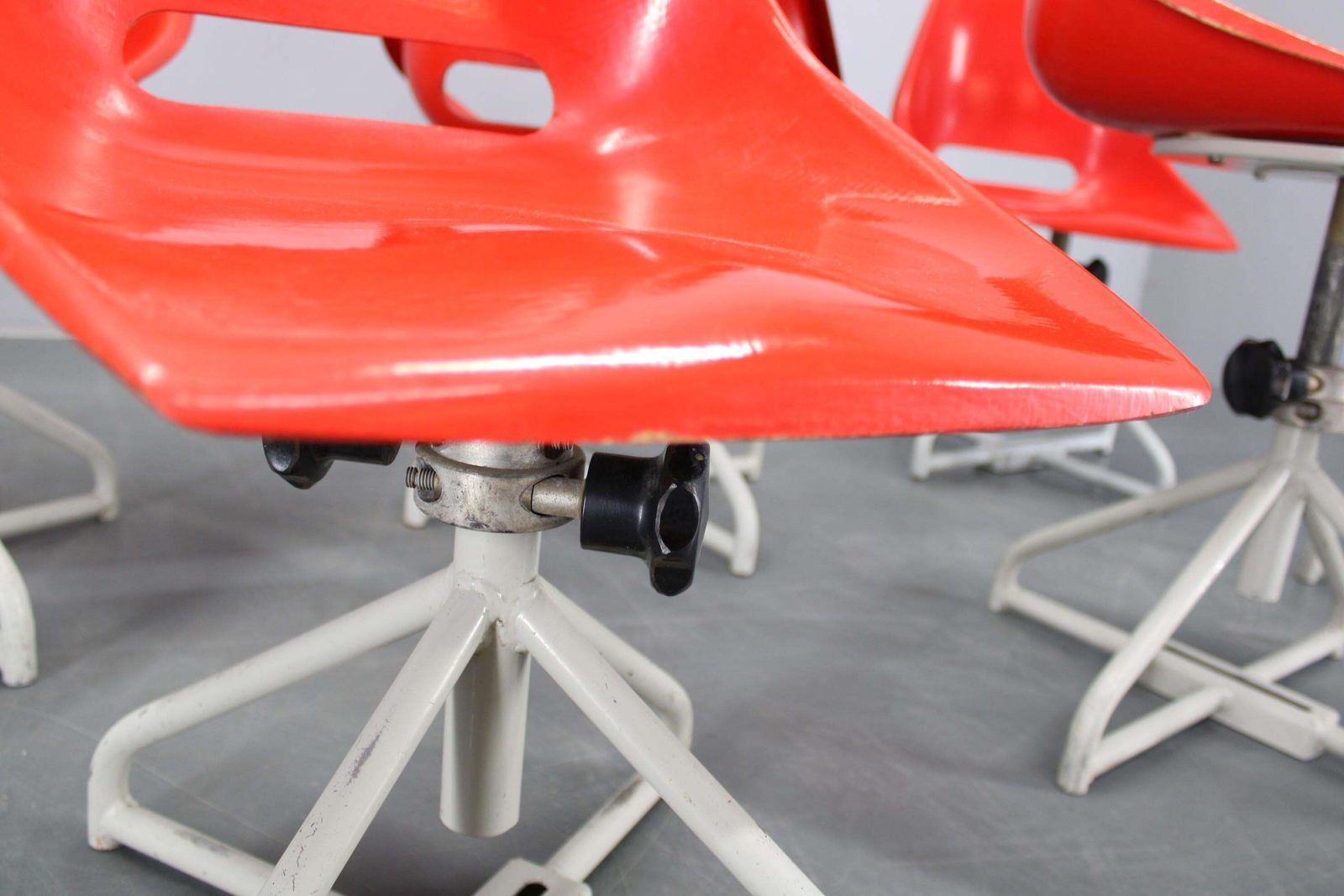 1960s Miroslav Navratil Set Of Eight Fiberglass Chairs For Vertex, Czechoslovaki photo Furniture