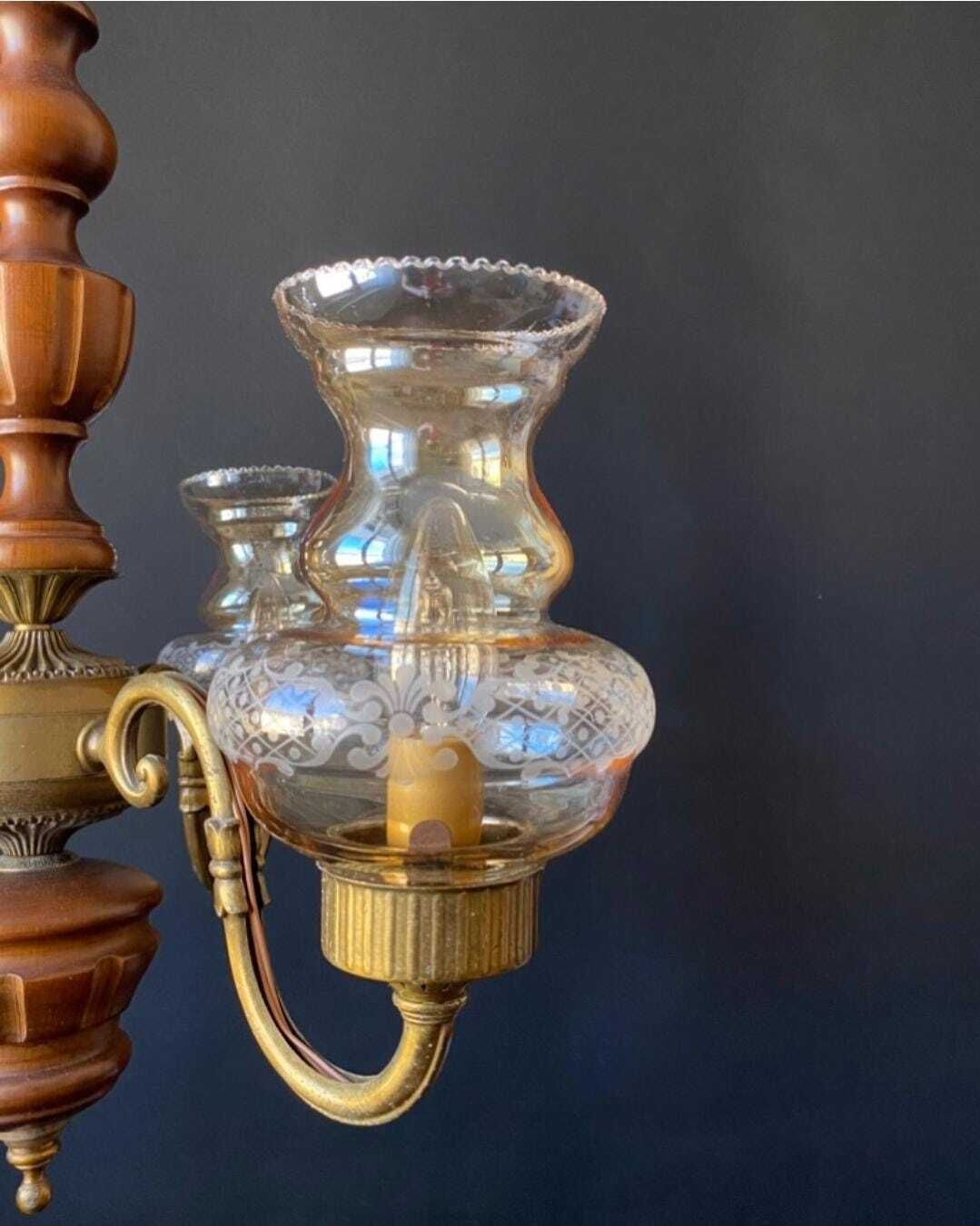 Italian Vintage Chandelier In Brass And Wood photo vinterior
