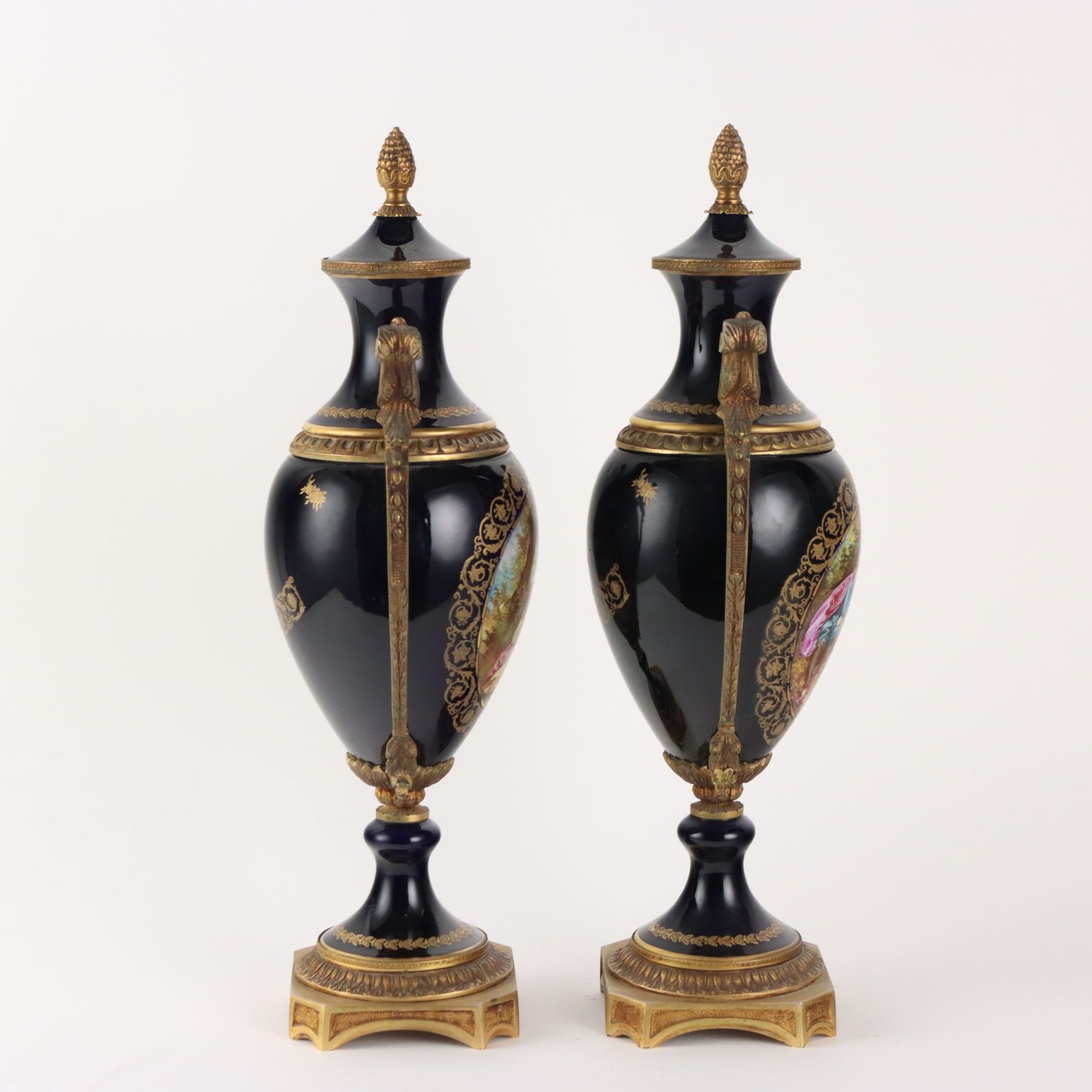 photo furniture Antique Vases Bronze Porcelain Handmade France XX Century