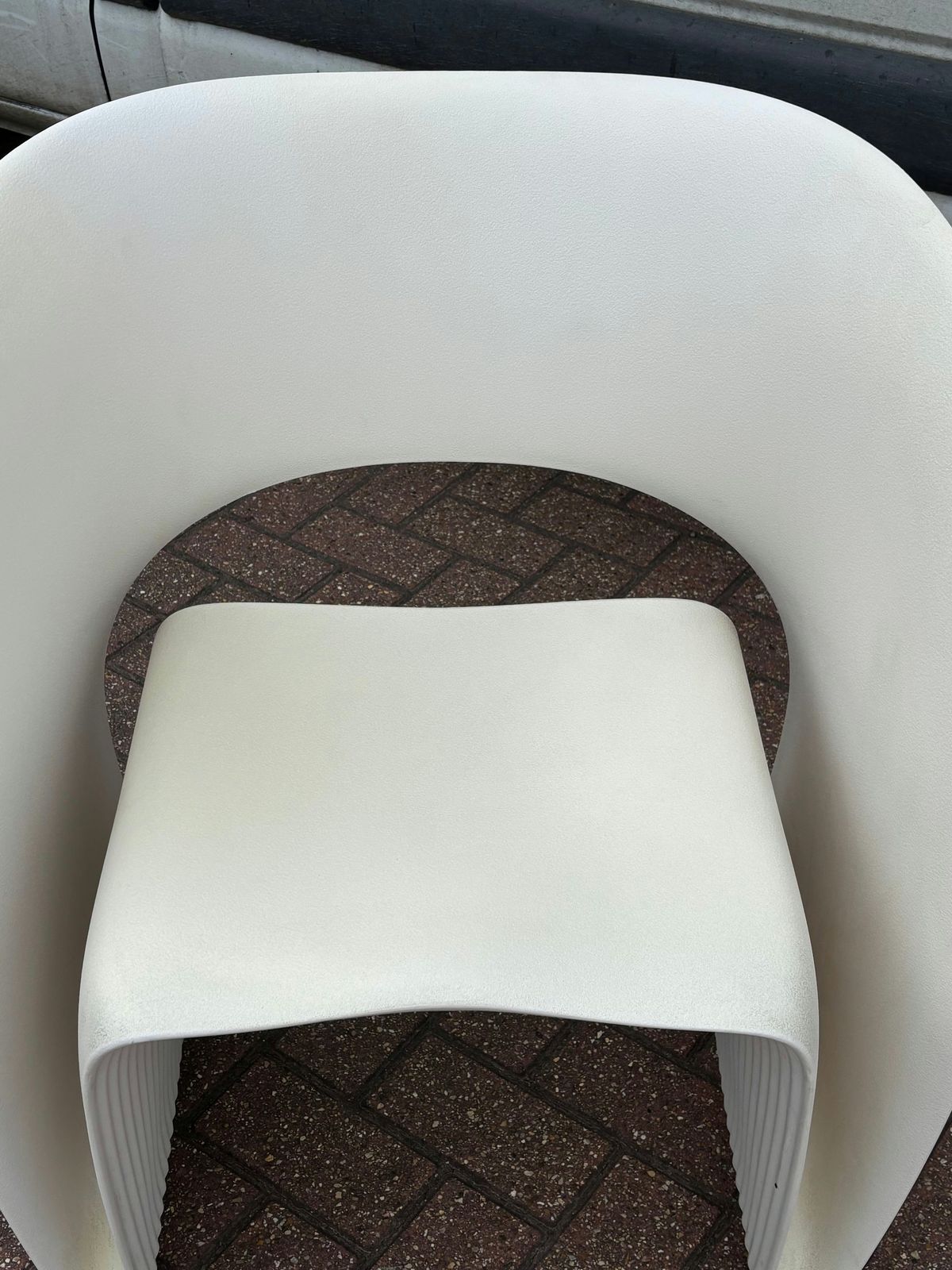 Ron Arad Designed Raviolo Chair By Magis Of Italy. photo for sale