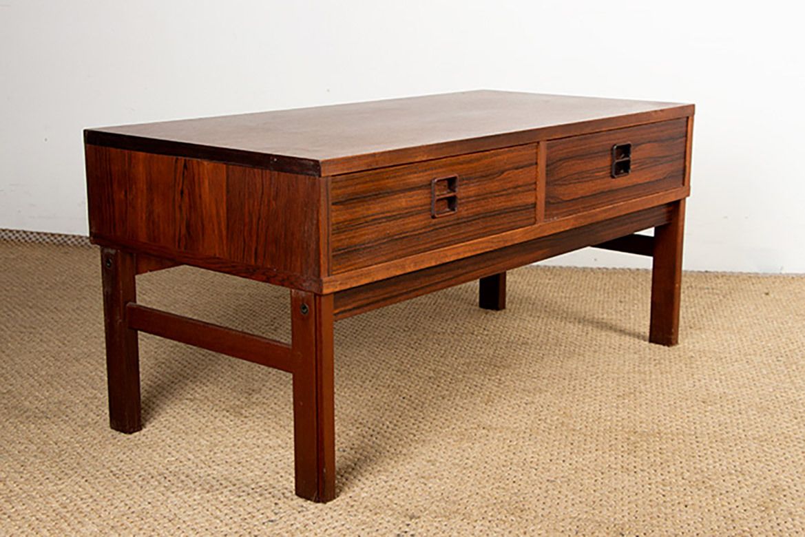 Petite commode, meuble d'entrée ou d'appoint, danoise en palissandre, 1960. photo Mobilier