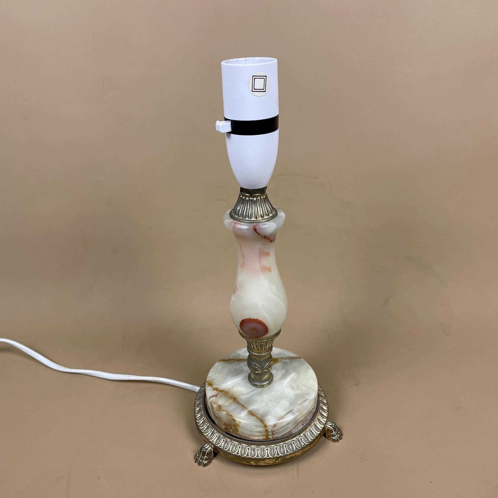Antique Onyx Marble Lamp Light Bedside Brass Metal Gold Ornate Vintage Round Base With Feet Column Marbled Green Beige Natural Classic photo vintage
