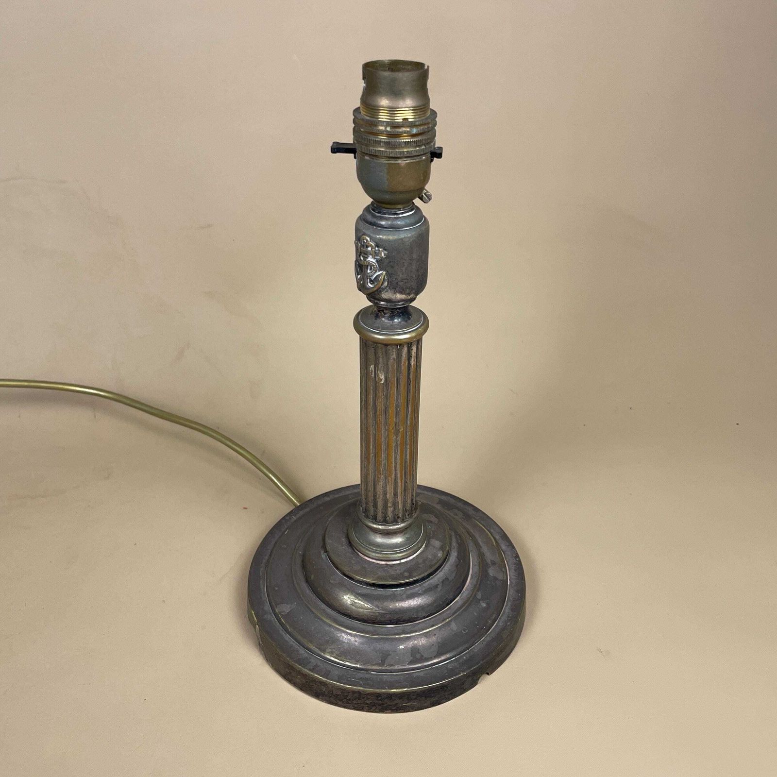 Antique Metal Gold Tarnished Lamp Table Light Ornate Vintage Column Pillar Round Base Short Nautical Ship Anchor Theme