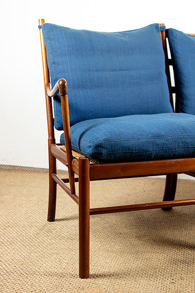 photo for sale Canapé danois 2 places en acajou et cannage, modèle PJ 149/2 ou « Colonial Chair », par Ole Wanscher pour Poul Jeppesen.