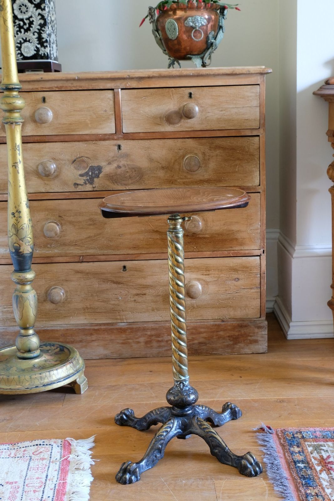 photo buy Antique Brass Telescopic Wine Table With Twisted Column And Lions Paw Feet