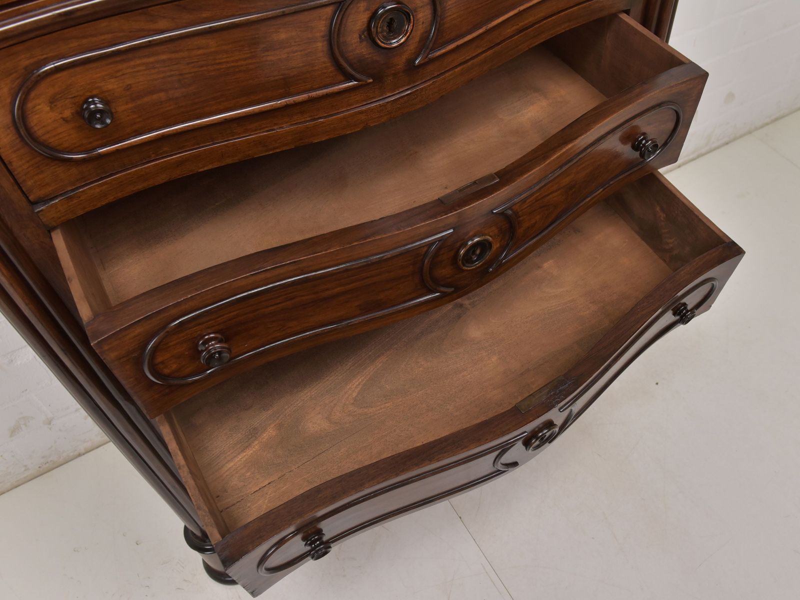Antique! Chest Of Drawers Restored Walnut Around 1870 Vertiko Tall Chest Of Drawers photo 1676.0
