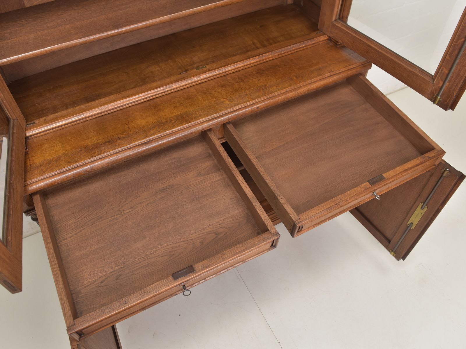 Antique! Display Cabinet Restored From The Wilhelminian Era In 1900, Buffet, Bookcase photo vinterior