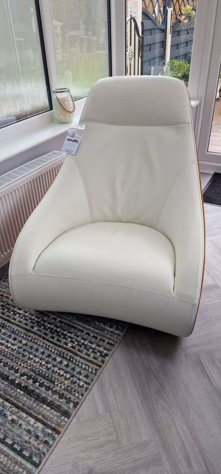 Zanotta Derby Swivel Armchair Never Used Showroom Model photo 2695.0