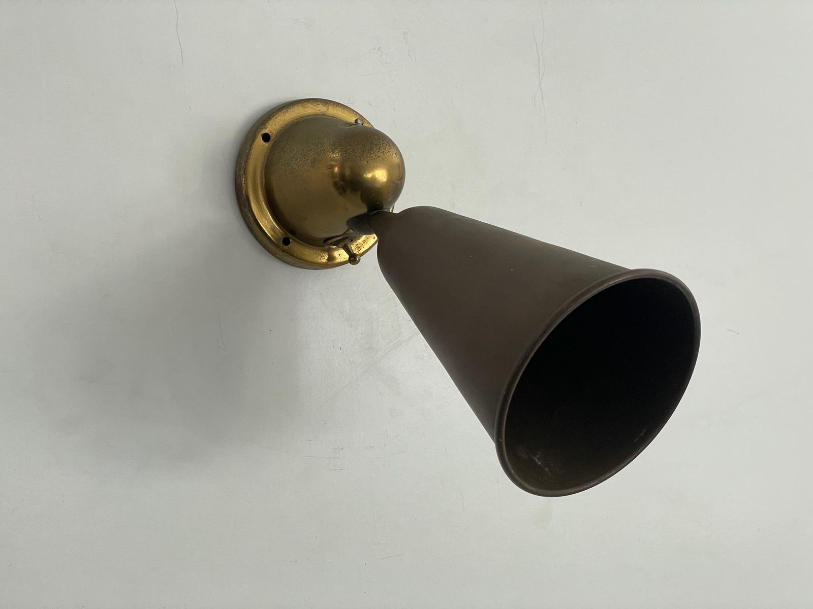 photo for sale Art Deco Brass Pair Of Wall Lamps, 1940s, Italy