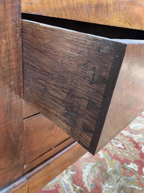 Armoire époque Louis Philippe En Noyer Et Placage photo for sale