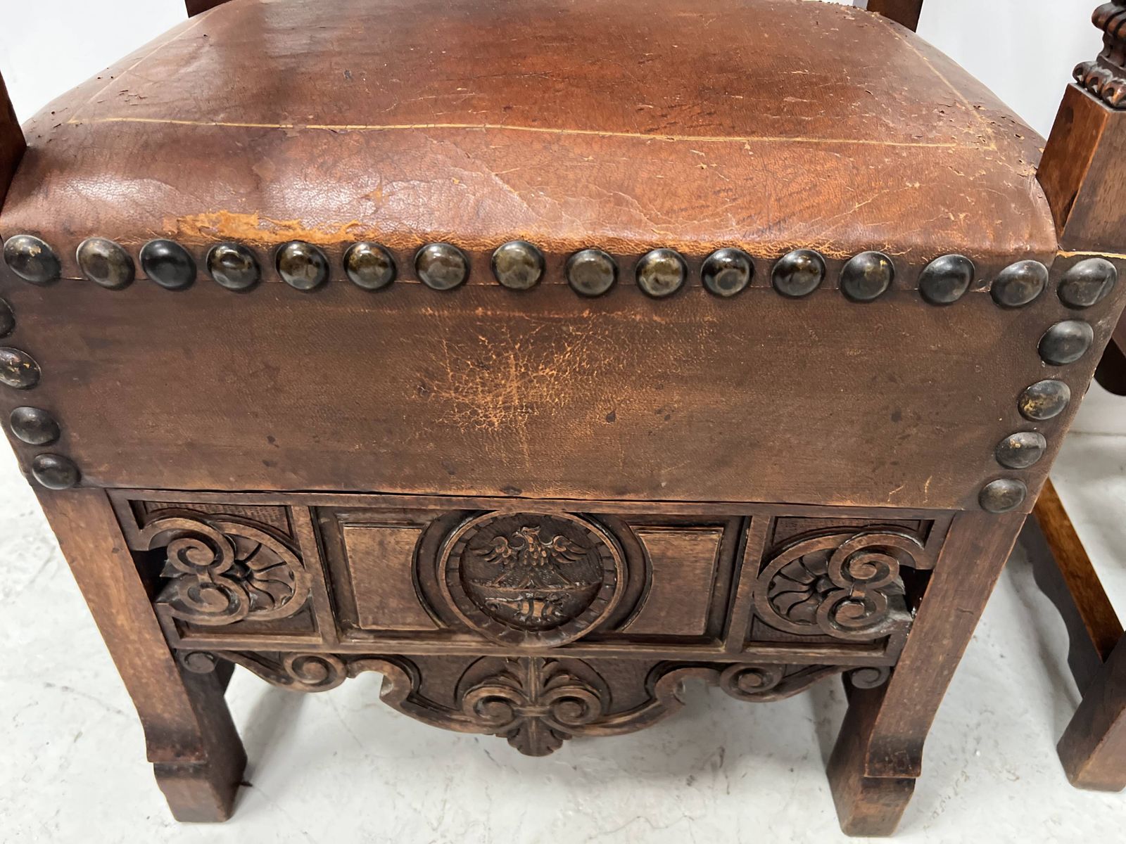 photo vintage Pair Of Renaissance Style Armchairs In Walnut, 20th Century