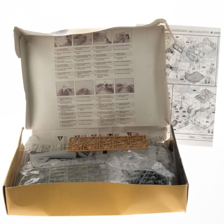 1:72 Scale Heller Model Set Wwii D Day Air Assault (Unused Contents) photo for sale
