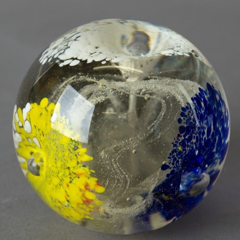 Murano Venetian Hand Blown Millefiori Glass Paperweight photo furniture