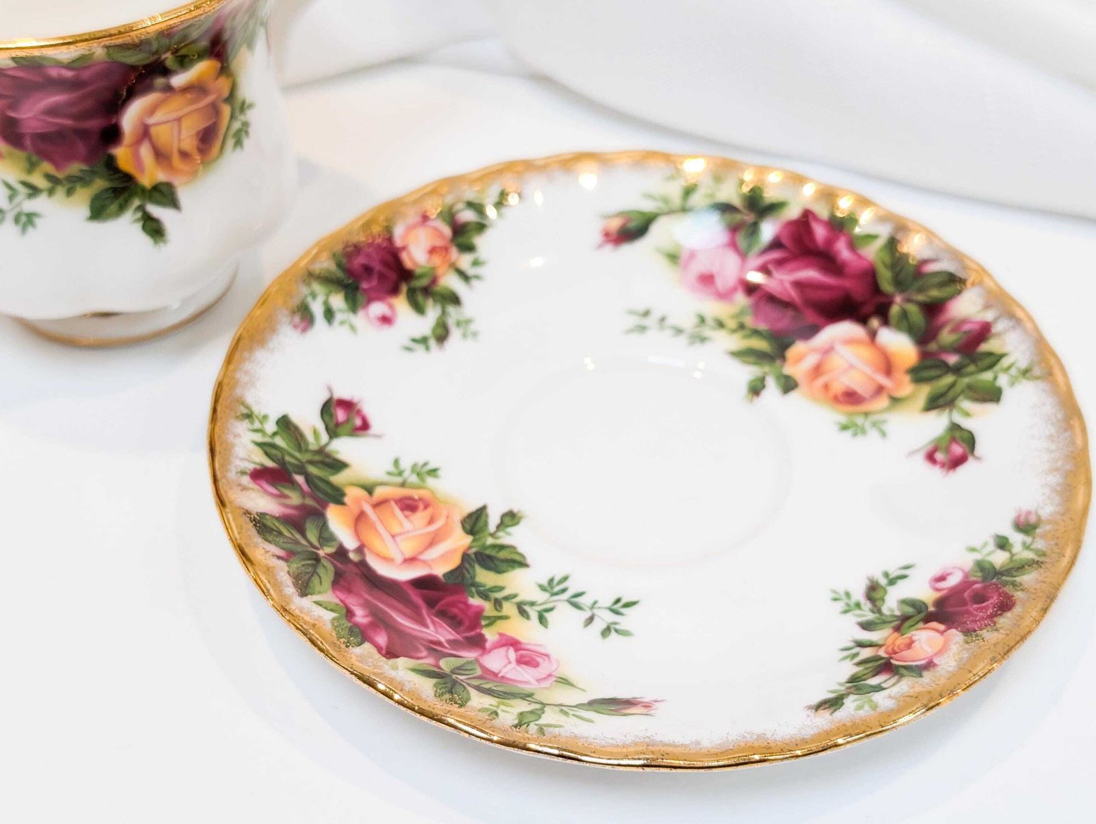 photo for sale First Edition, 1st Quality Royal Albert Old Country Rose Small Teacup And Saucer Set Of 6. Made In England 1960s In Perfect Condition.