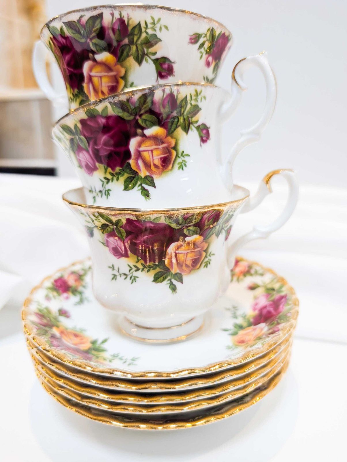 First Edition, 1st Quality Royal Albert Old Country Rose Teacup And Saucer Set Of 6. Made In England 1960s In Perfect Condition. photo 70.0
