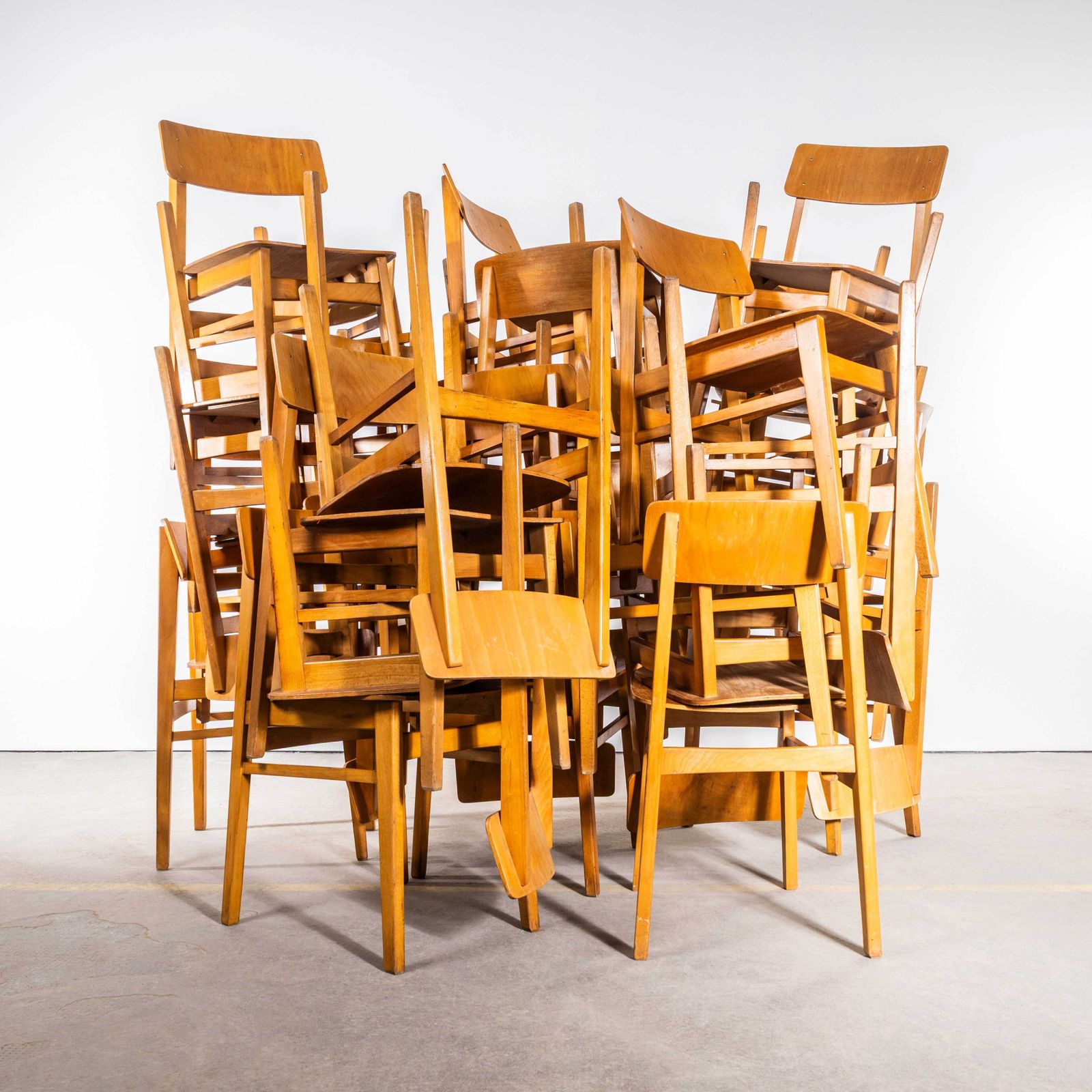 1950’s Simple Mid Century Dining Chairs – Set Of Four photo buy