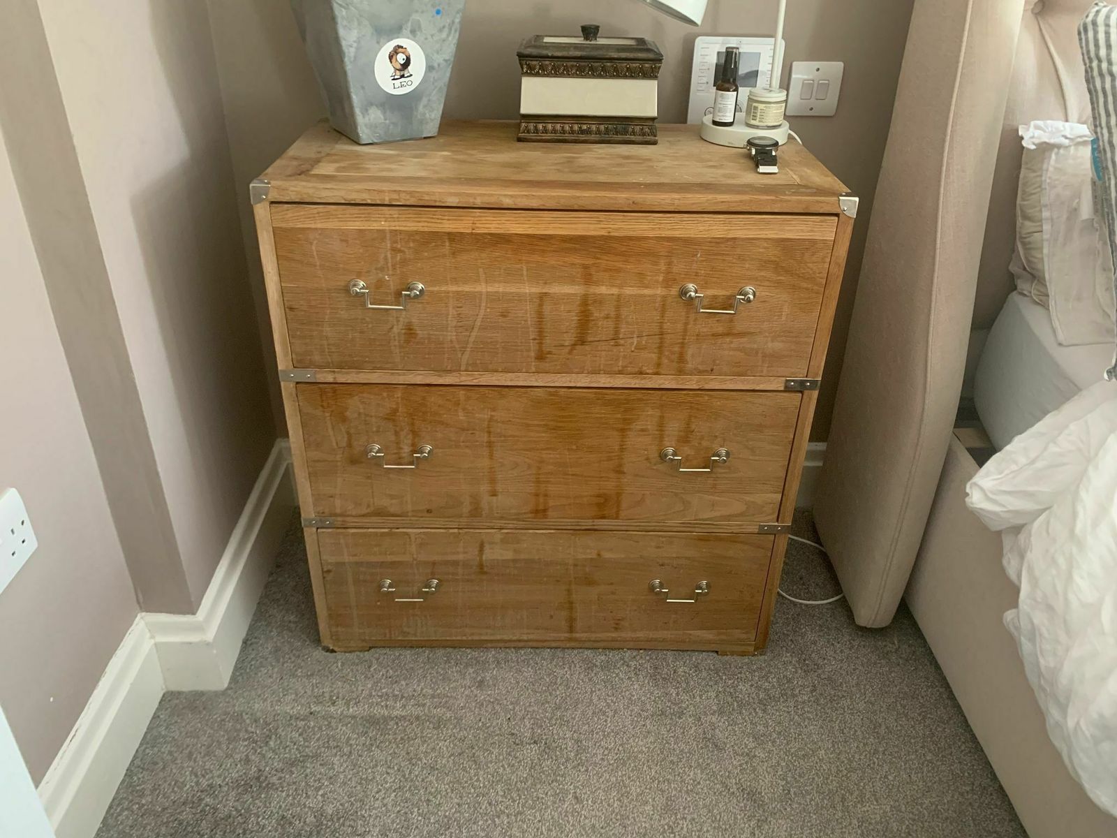 Oak 3 Drawer Chest Of Drawers   French Style