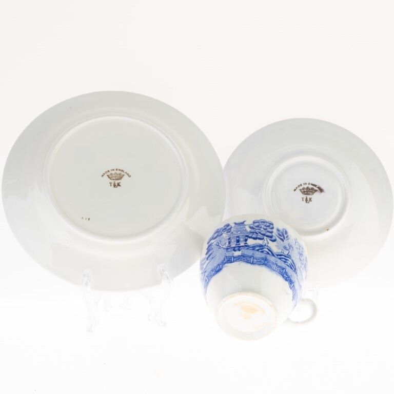 Antique Victorian Blue Willow Porcelain Ceramic Teacup Trio Bridgerton Taylor Kent photo furniture