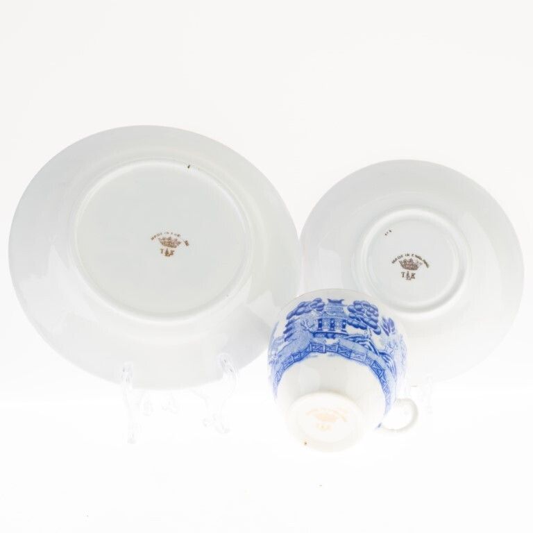 Antique Victorian Blue Willow Porcelain Ceramic Teacup Trio Bridgerton Taylor Kent photo furniture