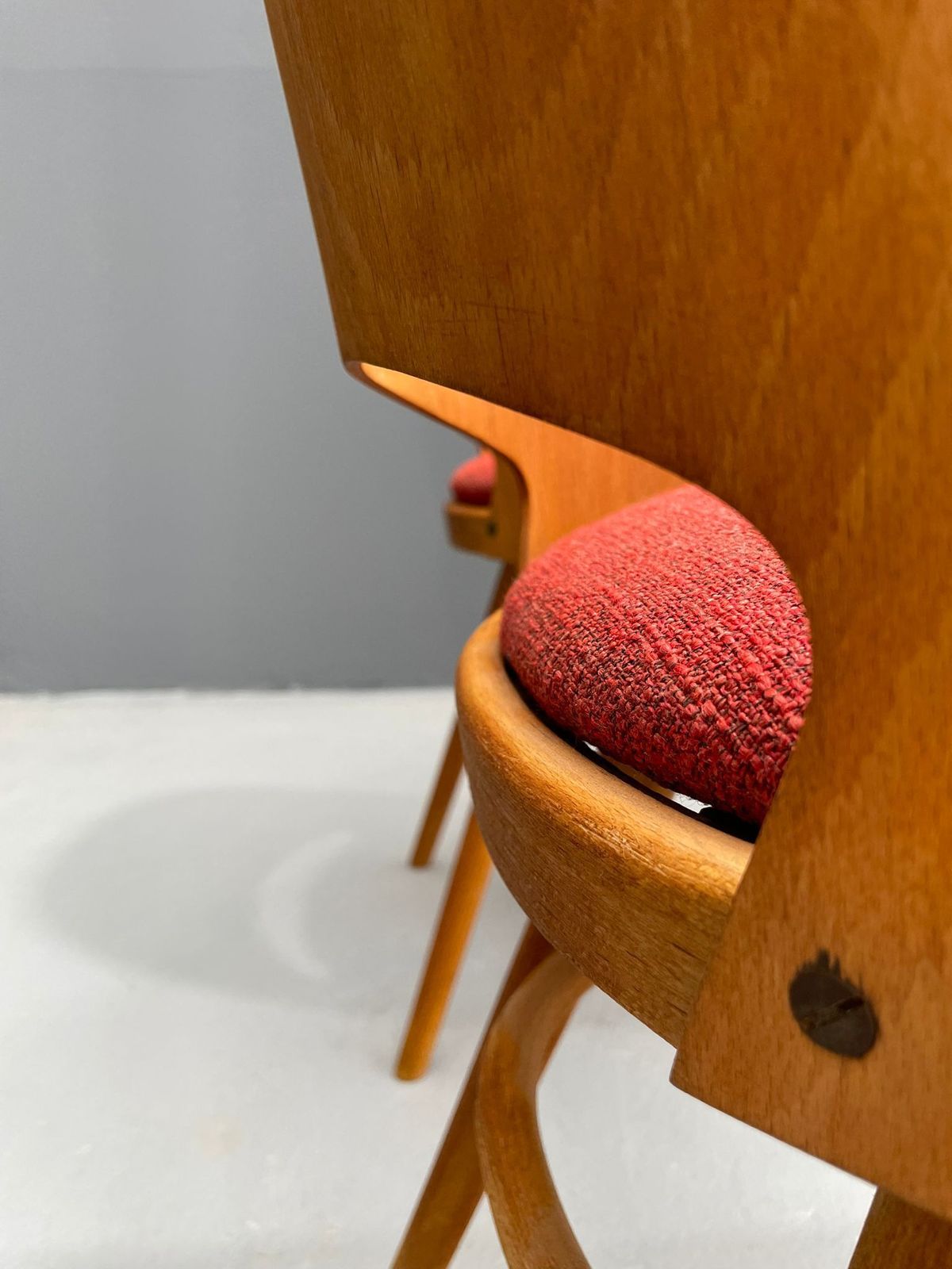 Pair Of Ton Model 514 Dining Chairs – Radomír Hofman, 1960s photo buy