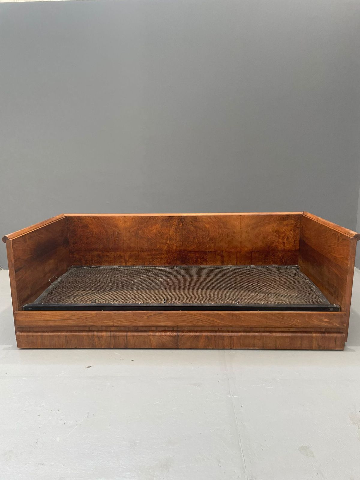 Czechoslovakian Art Deco Walnut Storage Sofa, 1930s
